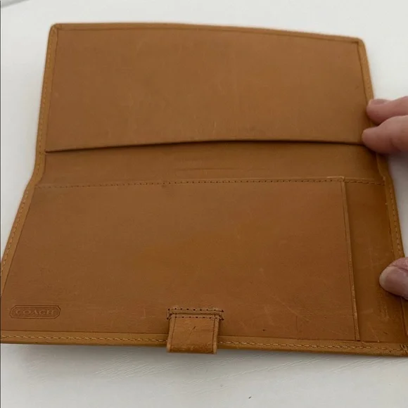 Coach Caramel Leather check book cover - Picture 2 of 5